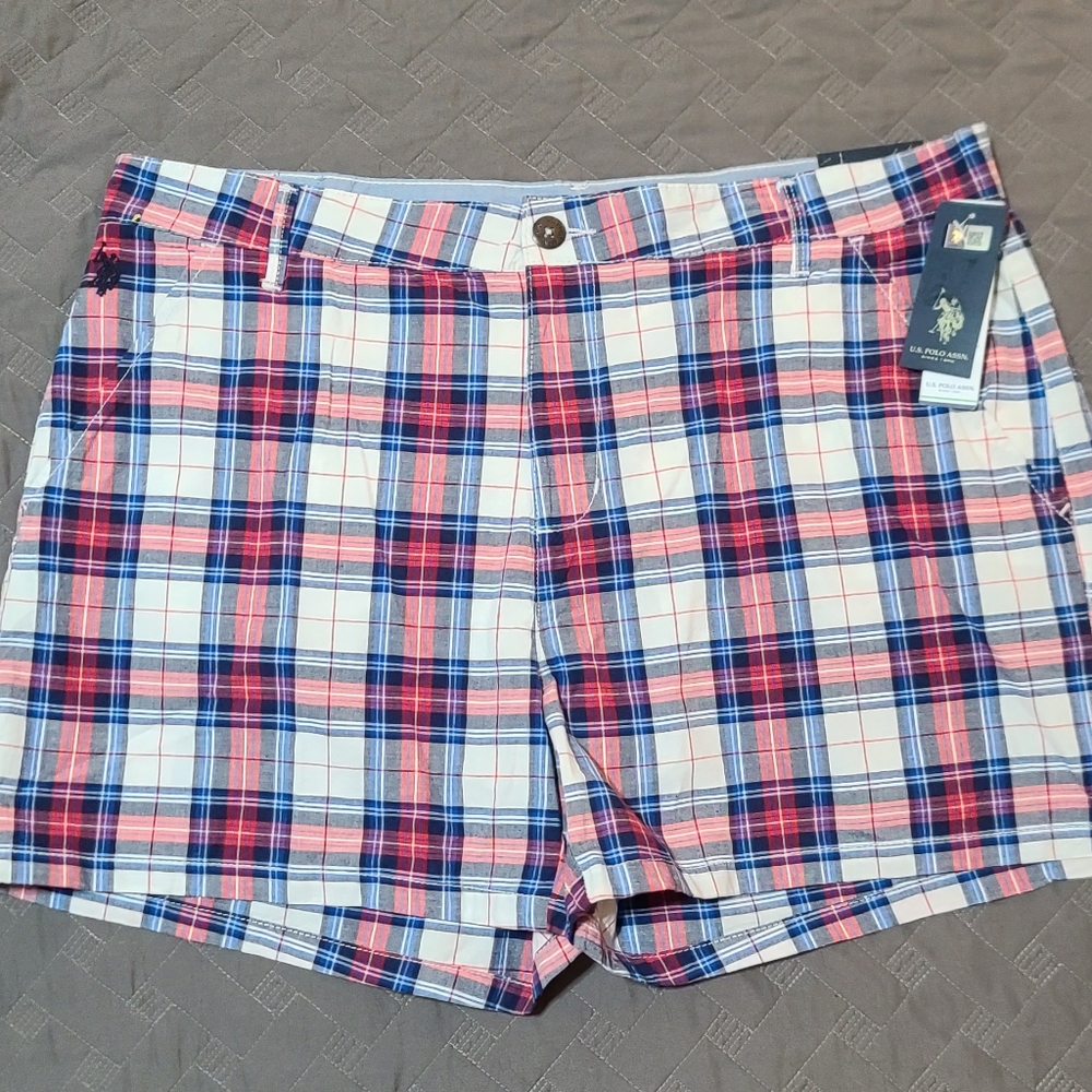 NWT- Women's Junior's Chino Shorts US Polo Assn Size 19
